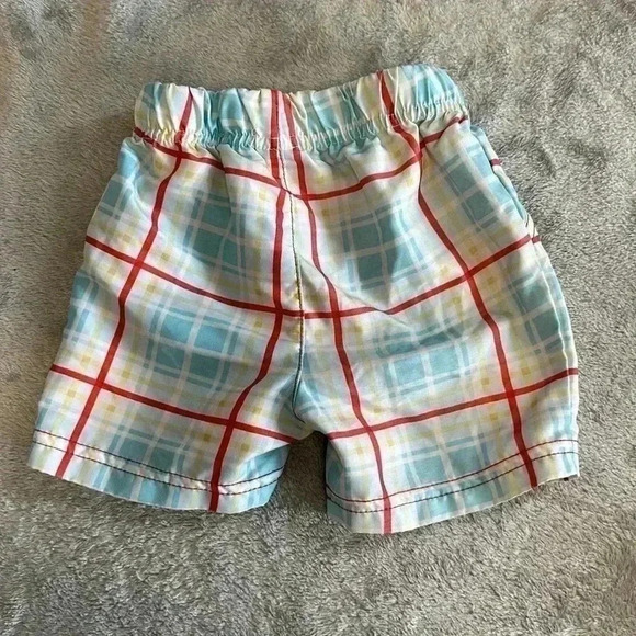 Disney - Mickey Mouse - pair of newborn shorts. Size 0 to 3  months - Picture 4 of 8